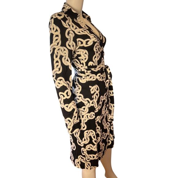 DVF New Jeanne Two Wrap Chain Jersey Silk Long Sleeve Dress Sz 10 - Picture 4 of 10